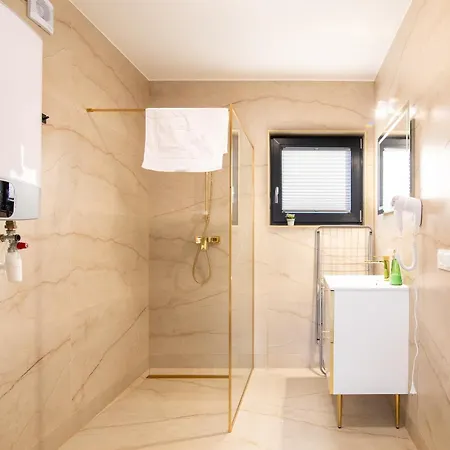 Interstyl, Energylandia Nyaraló Zator